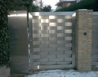 Mách bạn một số cách vệ sinh và đánh bóng đồ inox