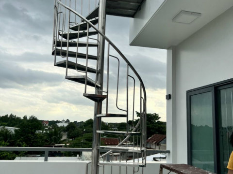 Công trình lan can, cầu thang xoắn ốc tại An Viễn